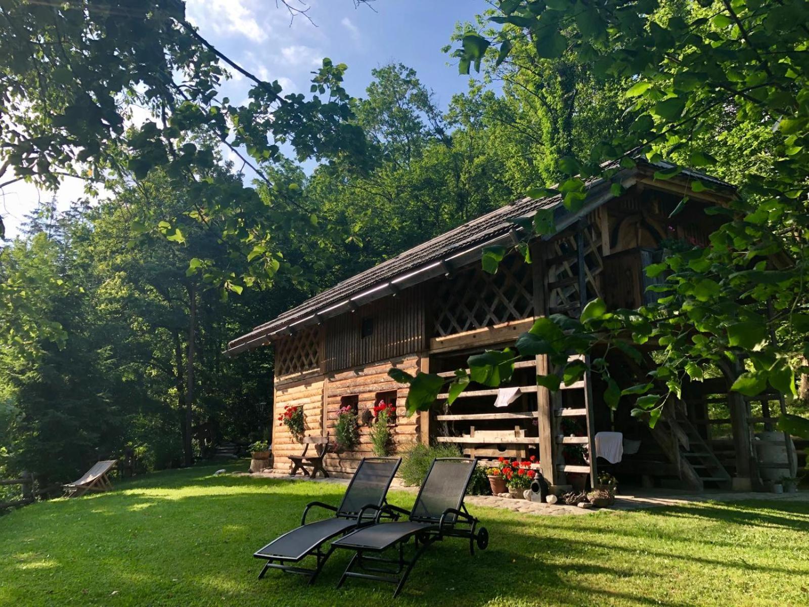Отель Glamping Savinja Ljubno Экстерьер фото